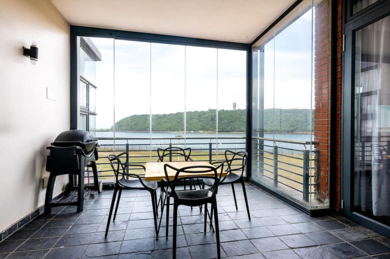 Stylish Two Bedroom In Point Bay 211 Durban